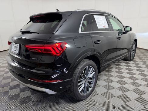 Used 2022 Audi Q3 2.0T Premium AWD/4WD image 9
