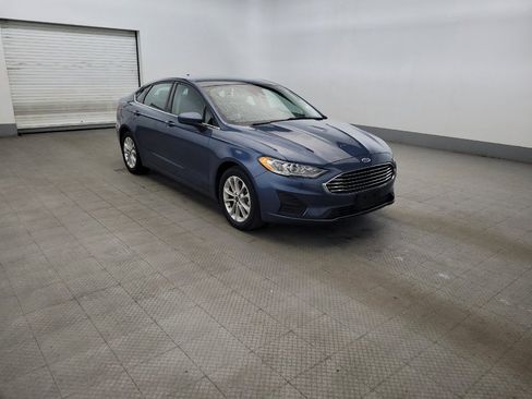 Used 2019 Ford Fusion SE FWD image 13