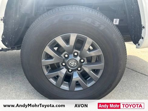 Used 2023 Toyota Tacoma SR5 AWD/4WD image 36