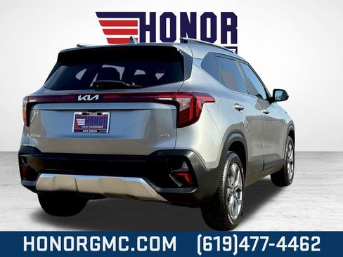 Used 2024 Kia Seltos S image 3