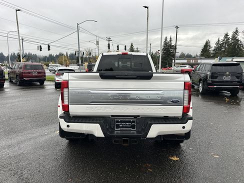 Used 2019 Ford F450 Platinum w/ Platinum Ultimate Package image 4
