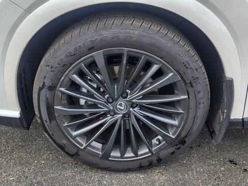 Certified 2025 Lexus RX 350h w/ Convenience Package image 20