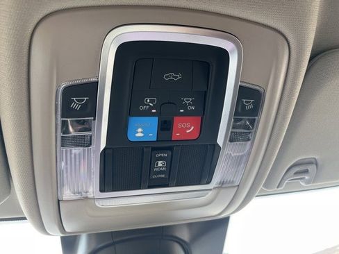 New 2026 RAM 3500 Longhorn image 40