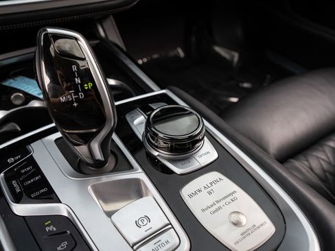 Used 2020 BMW ALPINA B7 xDrive AWD/4WD image 66