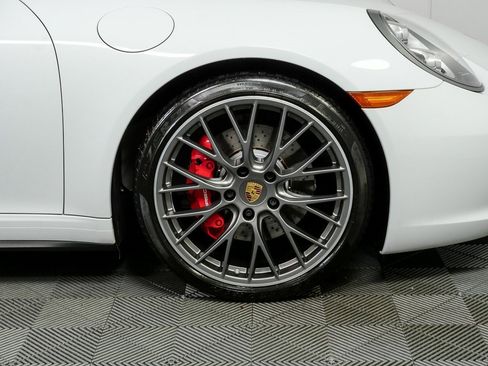 Certified 2018 Porsche 911 Carrera 4S image 41