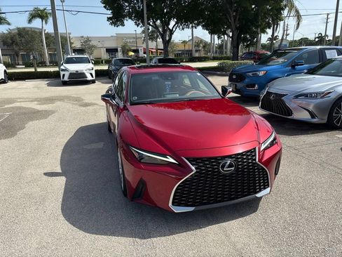 Used 2023 Lexus IS 300 w/ Comfort Package RWD image 3