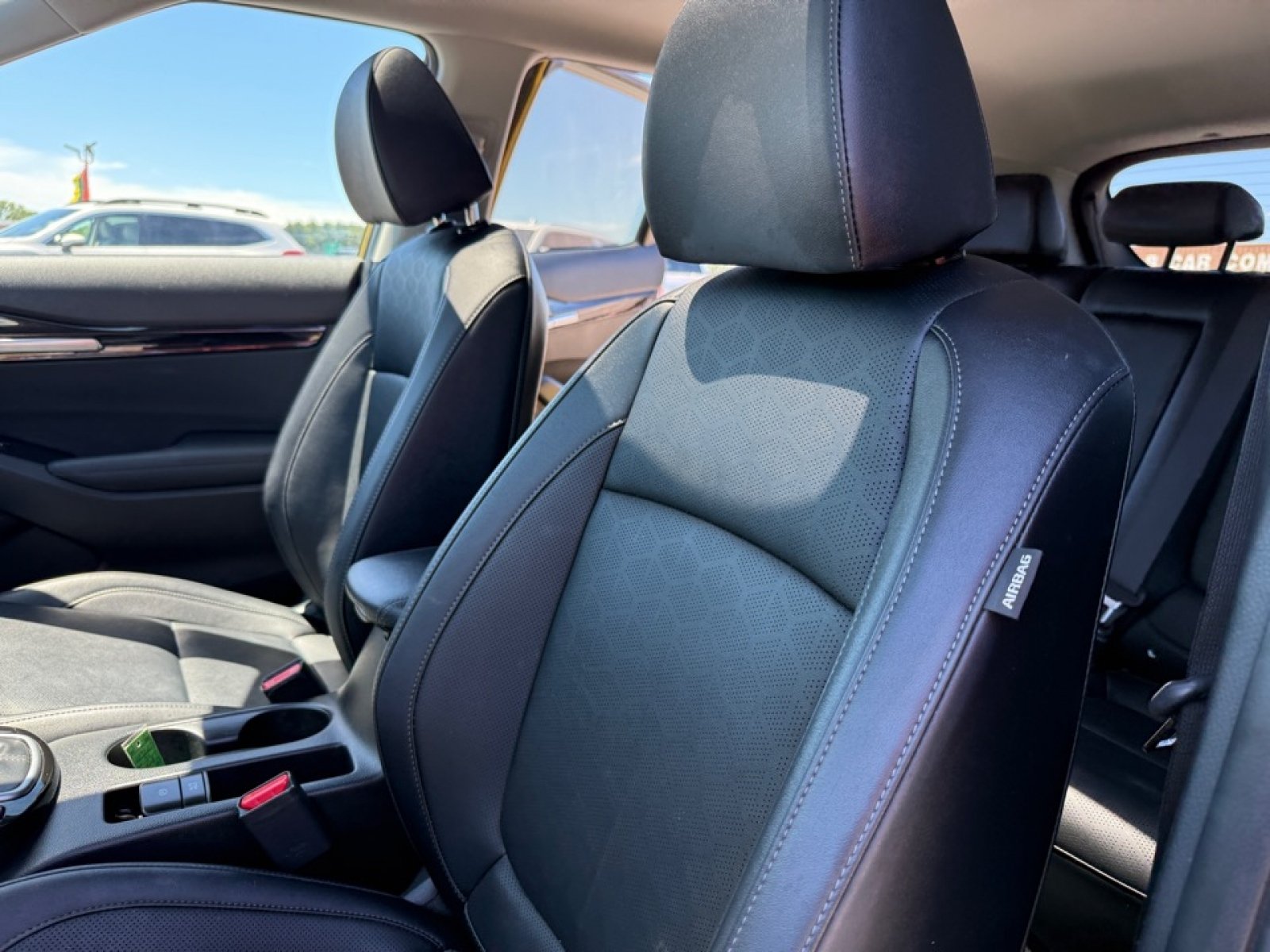 Used 2024 Kia Seltos SX w/ SX Sunroof Package AWD/4WD image 30