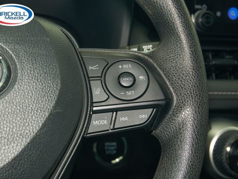 Used 2024 Toyota RAV4 XLE w/ Convenience Package FWD image 33