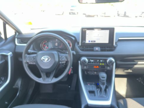 Used 2025 Toyota RAV4 LE AWD/4WD image 25