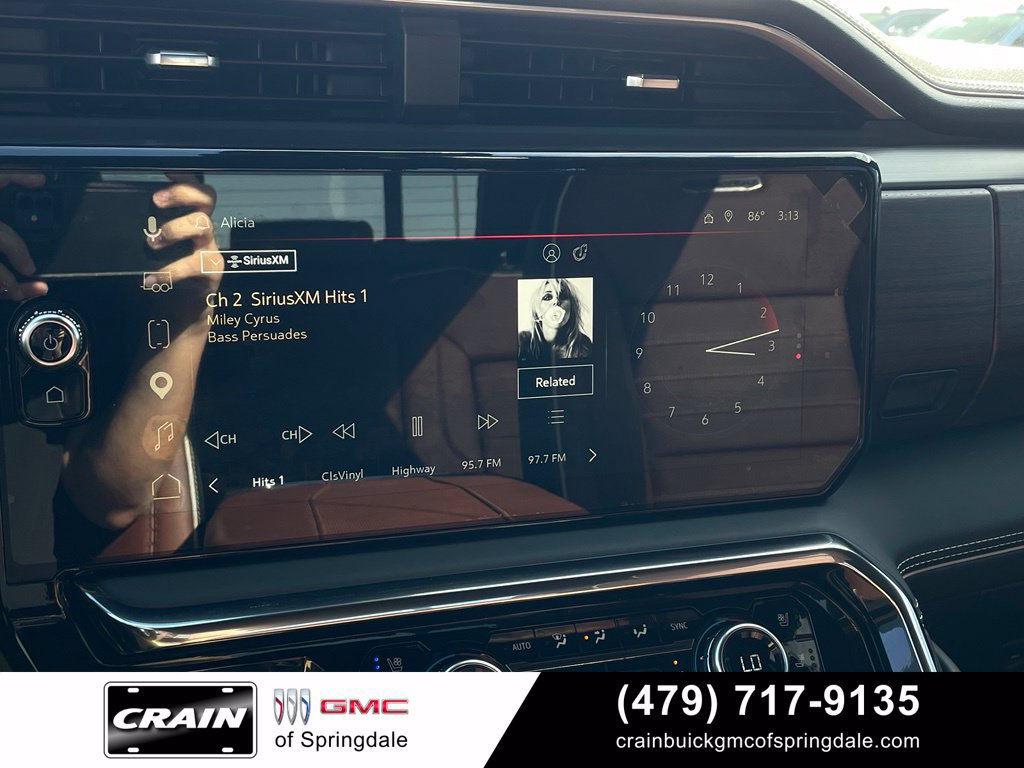 Used 2026 GMC Sierra 1500 Denali Ultimate AWD/4WD image 16