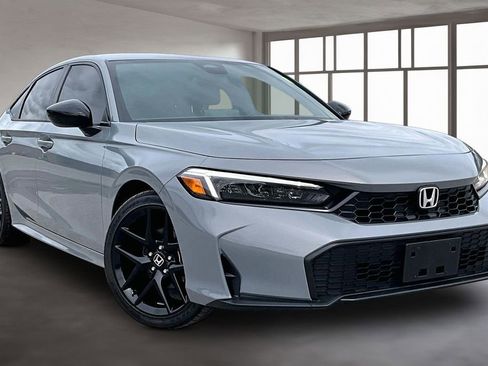 Certified 2025 Honda Civic Sport image 3