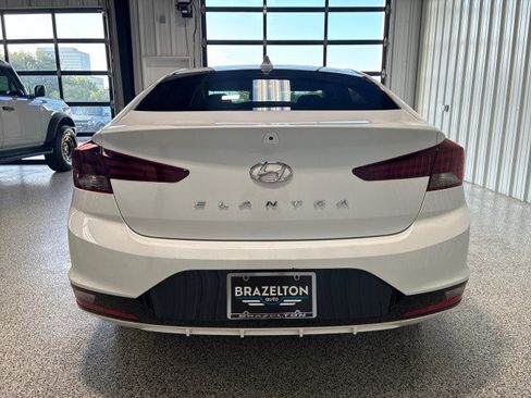 Used 2020 Hyundai Elantra SEL w/ Winter Weather Package FWD image 6