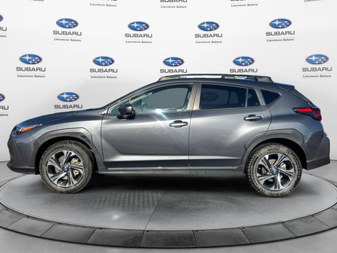 Used 2024 Subaru Crosstrek 2.0i Premium AWD/4WD image 3
