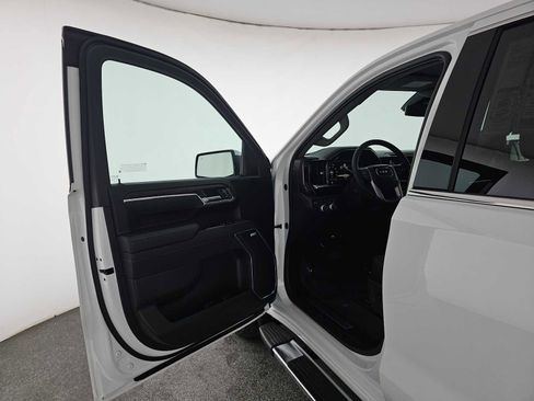 New 2026 GMC Sierra 1500 SLT w/ SLT Premium Package image 21