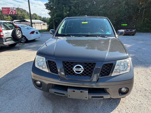 Used 2012 Nissan Frontier PRO-4X AWD/4WD image 7