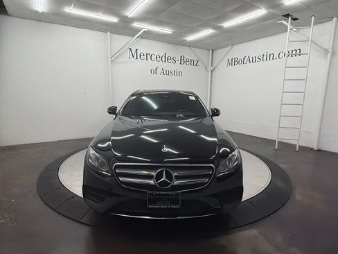 Used 2019 Mercedes-Benz E 300 image 2
