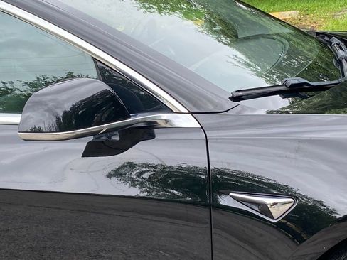 Used 2018 Tesla Model 3 Long Range image 11