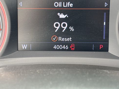 Used 2022 Chevrolet TrailBlazer RS w/ Technology Package FWD image 29