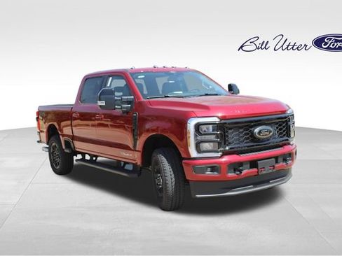 New 2026 Ford F250 Lariat w/ Black Appearance Package AWD/4WD image 2