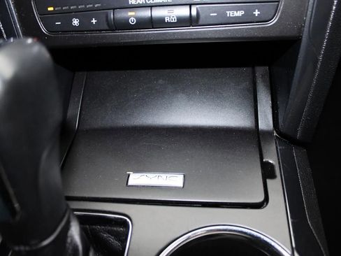 Used 2017 Ford Explorer Base image 19