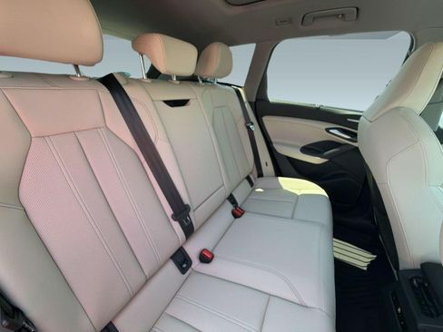 New 2027 Audi Q6 e-tron Prestige AWD/4WD image 31