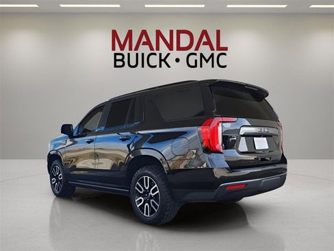 Used 2022 GMC Yukon AT4 w/ AT4 Premium Package image 8