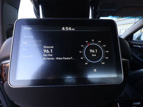 Used 2018 Genesis G90 5.0 Ultimate image 32