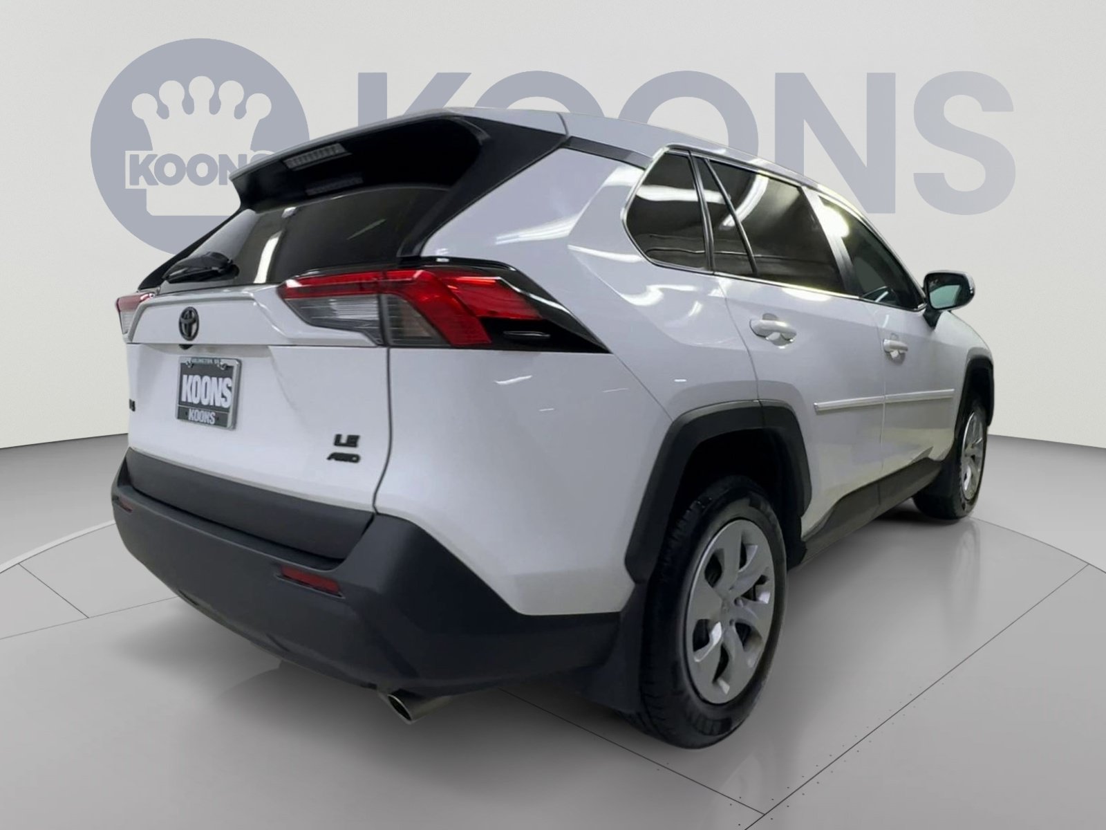 Used 2025 Toyota RAV4 LE AWD/4WD image 11