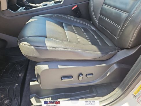 Used 2019 Ford Escape SEL FWD image 15