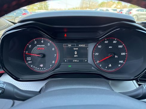 Used 2026 Chevrolet Trax RS FWD image 28