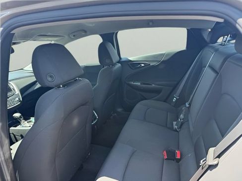 Used 2023 Chevrolet Malibu LT w/ Driver Confidence Package FWD image 10