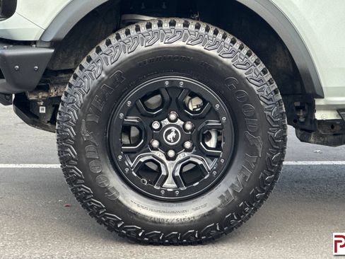 Used 2022 Ford Bronco Wildtrak AWD/4WD image 35