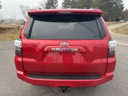 Used 2024 Toyota 4Runner SR5 Premium AWD/4WD image 5