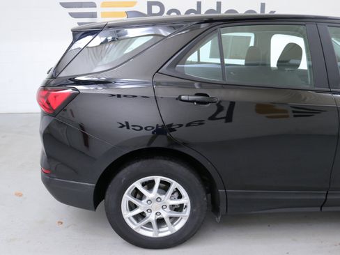 Used 2024 Chevrolet Equinox LS w/ LPO, Floor Liner Package image 9