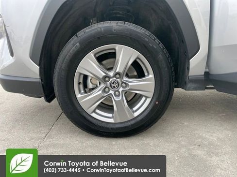 Used 2025 Toyota RAV4 XLE image 27