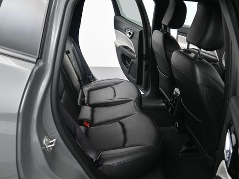 Used 2024 Jeep Compass Limited image 12