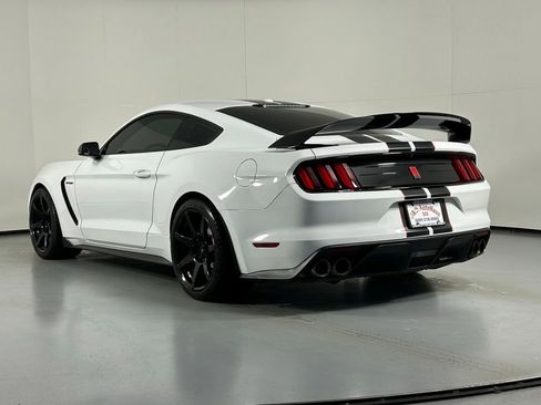 Used 2019 Ford Mustang Shelby GT350R w/ GT350R Equipment Group 920A RWD image 6