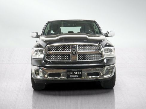 Used 2017 RAM 1500 Laramie AWD/4WD image 8