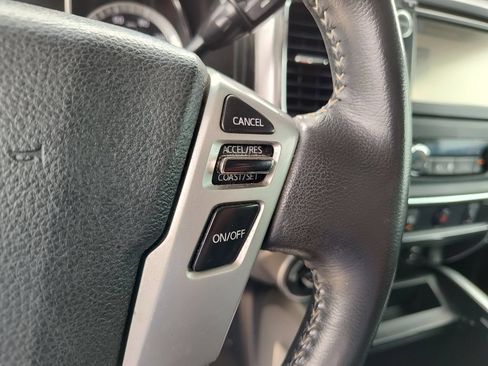 Used 2016 Nissan Titan PRO-4X AWD/4WD image 26
