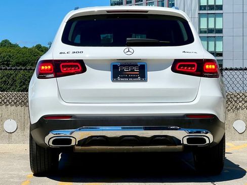 Certified 2022 Mercedes-Benz GLC 300 4MATIC image 6