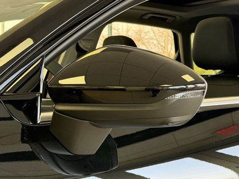 New 2026 Audi Q3 quattro 2.0T image 7