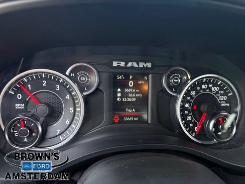 Used 2023 RAM 1500 Big Horn AWD/4WD image 24