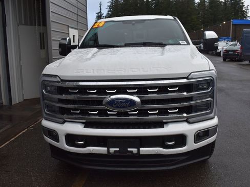 Certified 2024 Ford F350 Platinum image 3