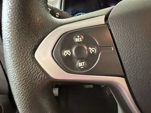 Used 2022 Chevrolet Colorado W/T w/ LPO, Tonneau and Step Package AWD/4WD image 15