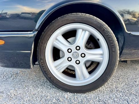 Used 1998 Jaguar XJ8 image 7
