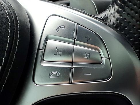 Used 2015 Mercedes-Benz S 63 AMG 4MATIC Sedan image 23