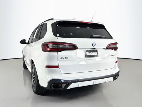 Certified 2023 BMW X5 sDrive40i w/ M Sport Package RWD image 5