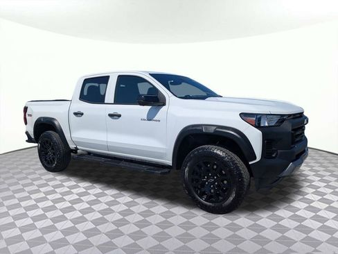Used 2026 Chevrolet Colorado Trail Boss AWD/4WD image 1