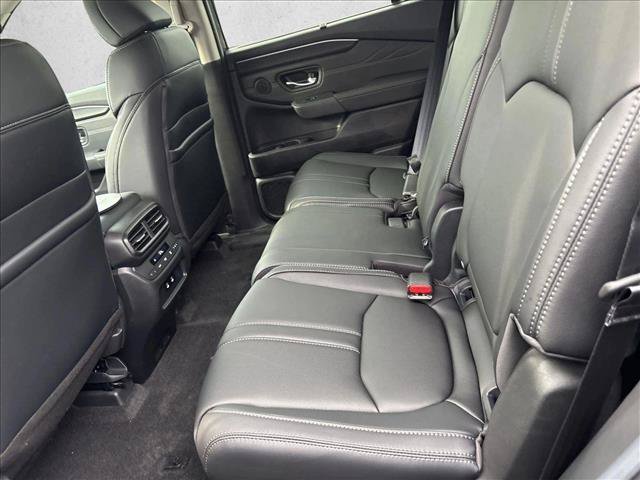 New 2026 Honda Pilot Touring image 15