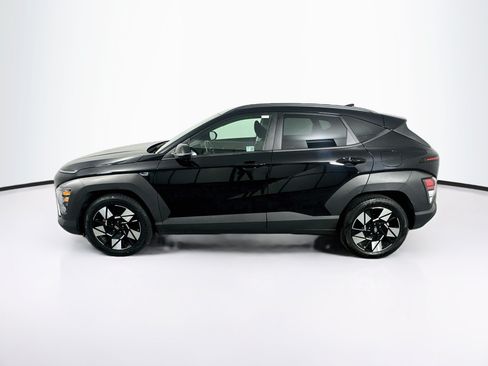 Used 2025 Hyundai Kona SEL FWD image 4